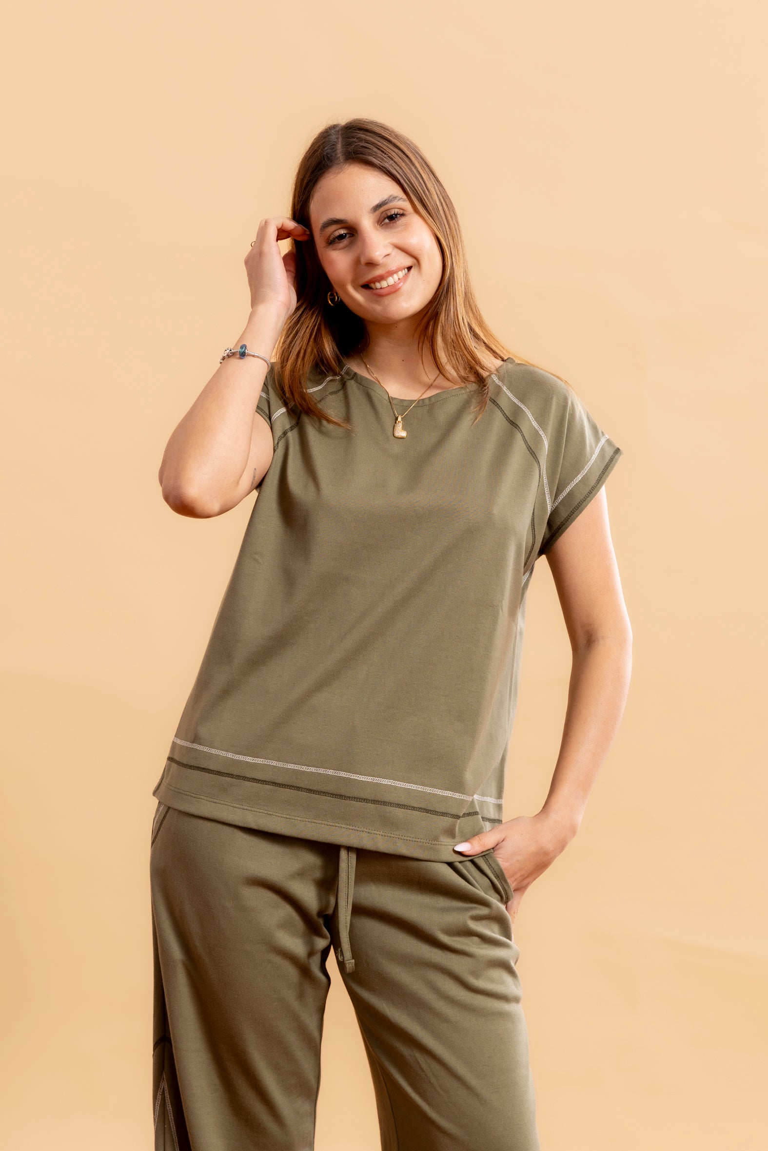 Alexa Set: Pants and polo shirt